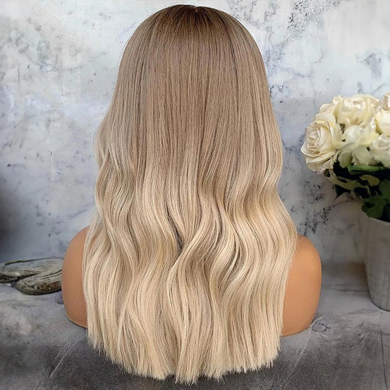 Evidenzia parrucca di capelli biondi ondulati 13x4 in pizzo biondo cenere