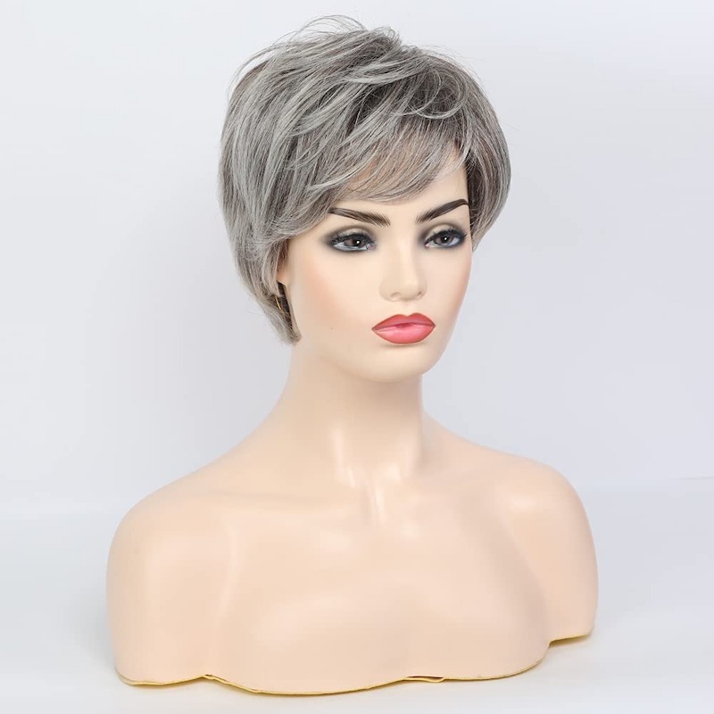 Parrucche sintetiche grigie corte per le donne Parrucca taglio pixie quotidiano con capelli naturali